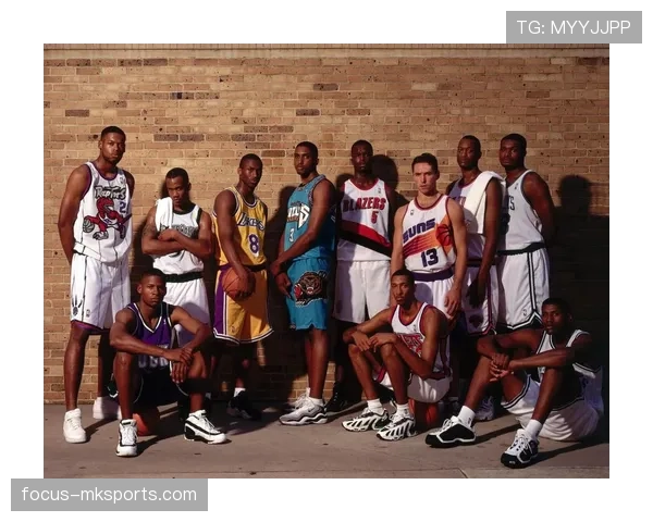 费舍尔关键球能力如何改变湖人战术布局